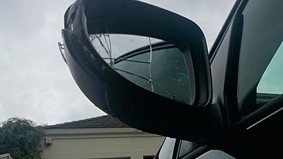 Nailed LHS wing  mirror on Golf.  Advice regarding replacement.-dsc_0946-jpg