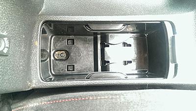 GTI - Front cup-holder lining missing-imag0544-jpg