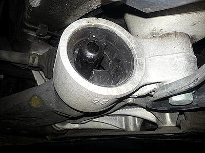 Loud Knocking sound when going on bumps. Control Arm Bushes Worn out?-16903678361_e41e69d193_z-jpg