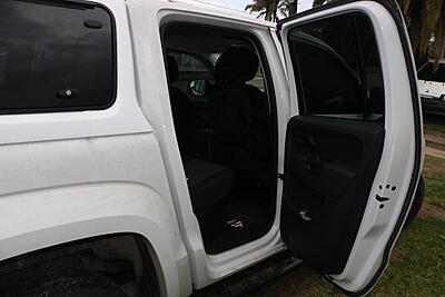 Amarok roof racks. Installation is as easy as it looks.-img_6087-jpg