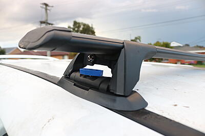 Amarok roof racks. Installation is as easy as it looks.-img_6115-jpg