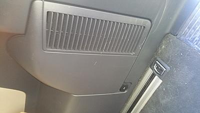 What's behind this vent?-rear-vent-jpg