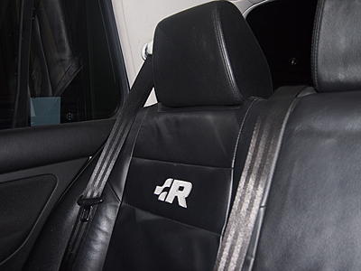 R32 seats into GTI-p9259441-jpg