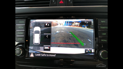 Reverse camera / park pilot issues-img_6550-png