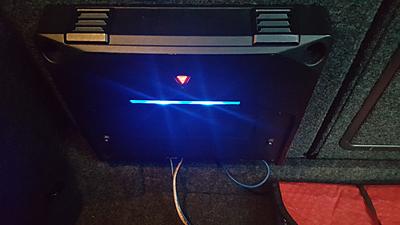 Installing a subwoofer and amplifier into a 2009 Skoda Superb II + CD Tablet Holder-20160810_173841-jpg