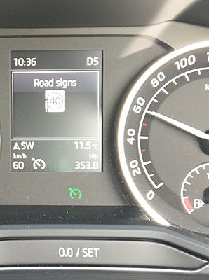 Post speed sign in active display GTi 7.5-imag4131-jpg