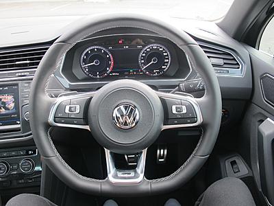 Mk2 Tiguan pictures of your car-steering1-jpg