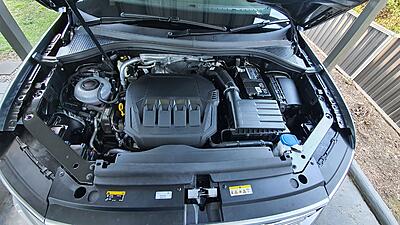 2020 162 TSI engine bay-20200924_155525-jpg