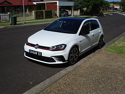 2016 MY17 Golf GTI 40 Years-dsc01293-jpg