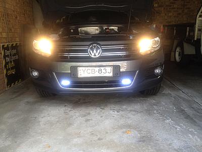 DRL's on the Tiguan-img_0475-jpg