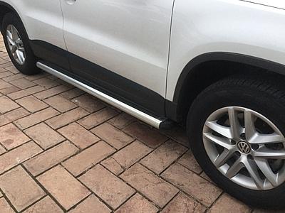 Side Steps on a Tiguan-image-jpg