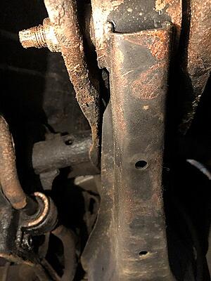 Problem Fitting new rear Wishbones-offside-rear-wishbone-small-gap-left-side-jpg-jpg