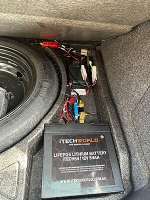 Tiguan aux battery-dualbattery-jpg